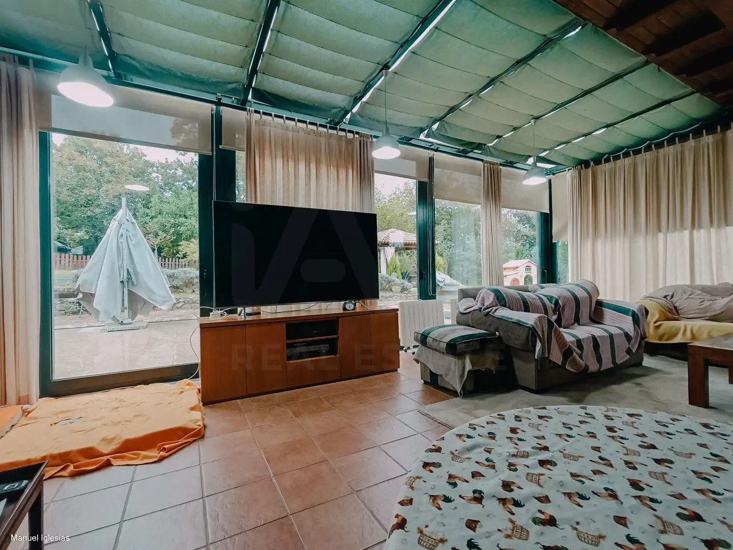 Sala d'estar de Finca rústica en venda en Monforte de Lemos amb Aire condicionat, Calefacció i Terrassa
