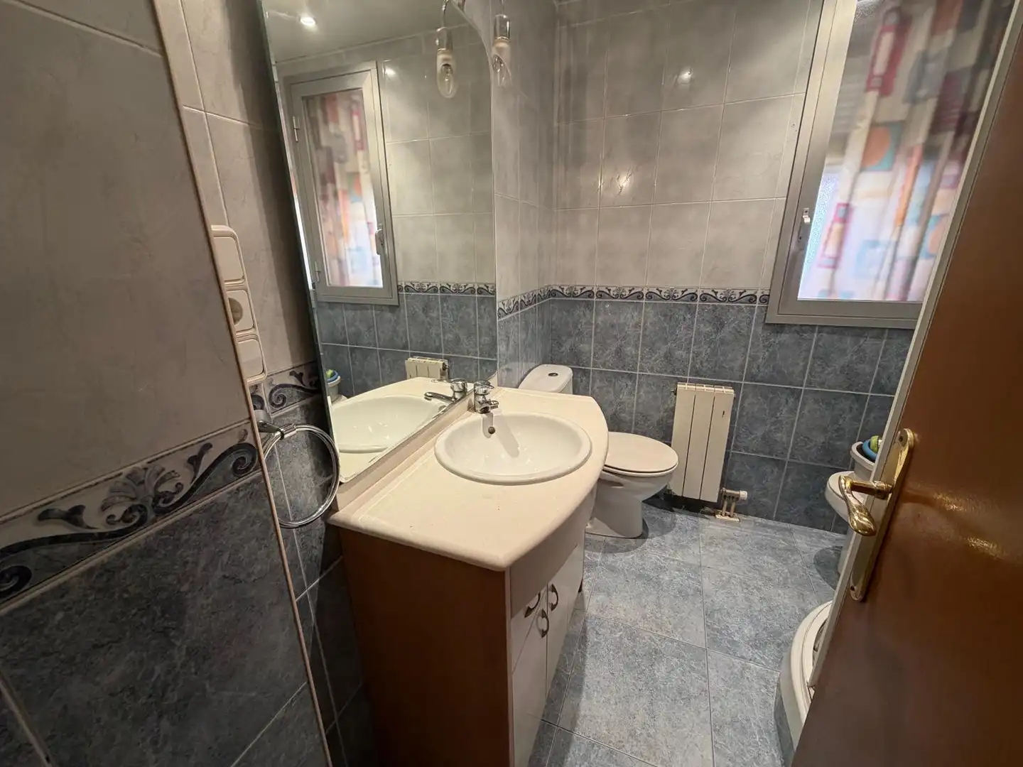 Badezimmer von Wohnung zur Miete in Lleida mit Klimaanlage, Heizung und Möbliert