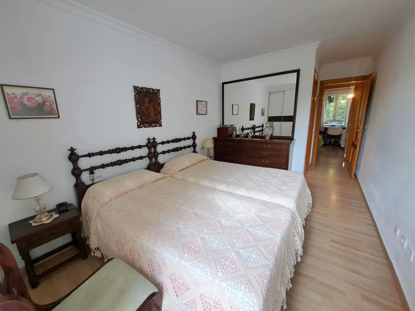 Schlafzimmer von Erdgeschoss zum Verkauf in Calvià mit Privatgarten, Parkett und Terrasse