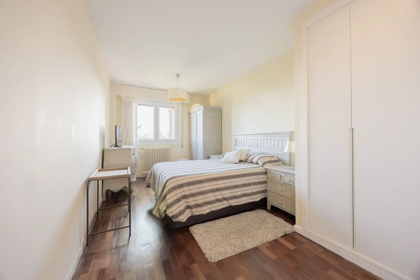 Habitación de Dúplex en venta en Madrid con Calefacción