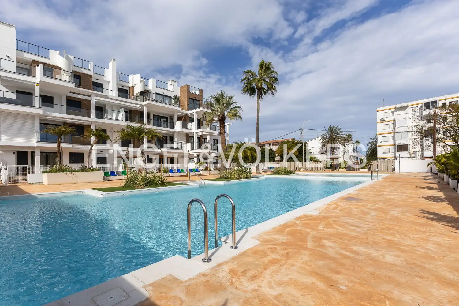 Exterior view of Attic for sale in Dénia  with Air Conditioner, Heating and Terrace