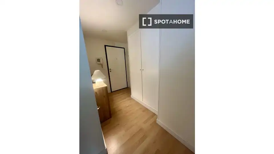 Bedroom of Flat for rent in Valencia  with Air Conditioner, Heating and Furnished