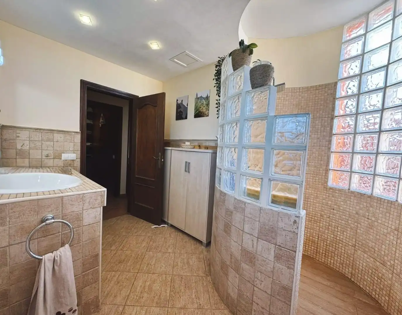 Bany de Casa o xalet en venda en Tuineje amb Aire condicionat, Terrassa i Piscina