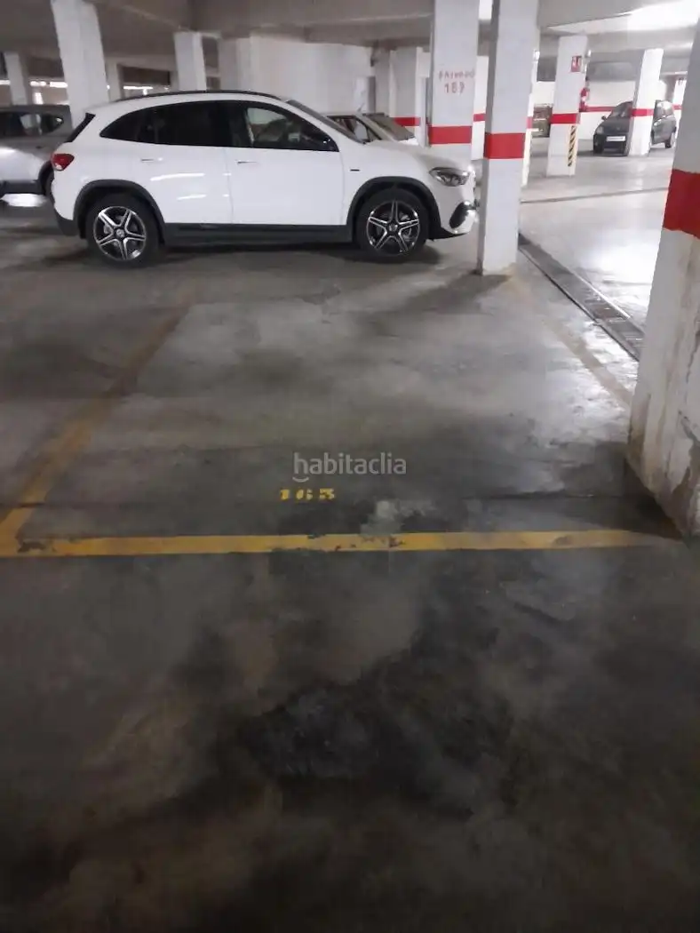 Einzelparkplatz zur Miete in Calle Tomás Ibarra 31, imagen 4