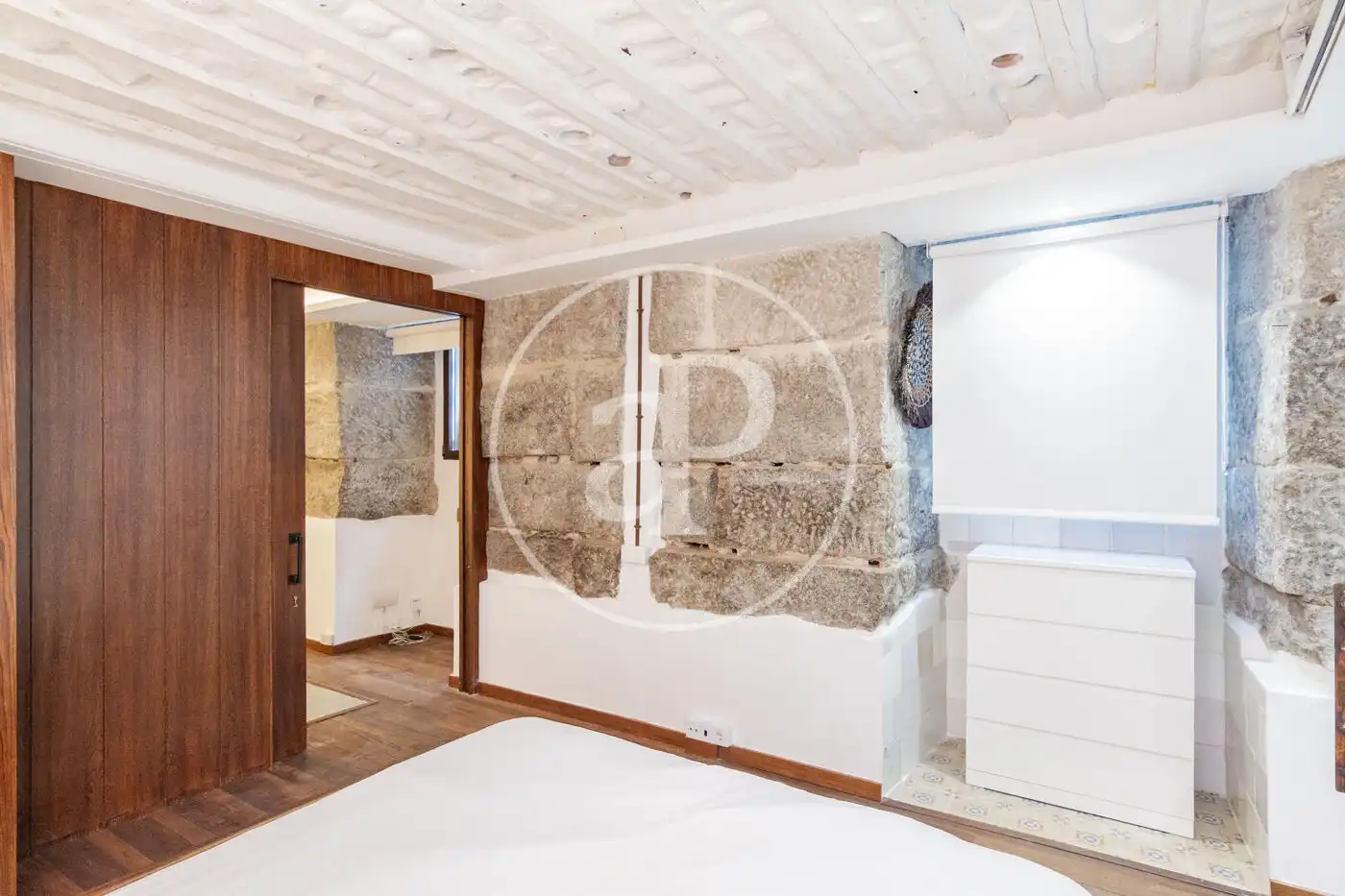 Flat for sale in Madrid  with Heating and Furnished