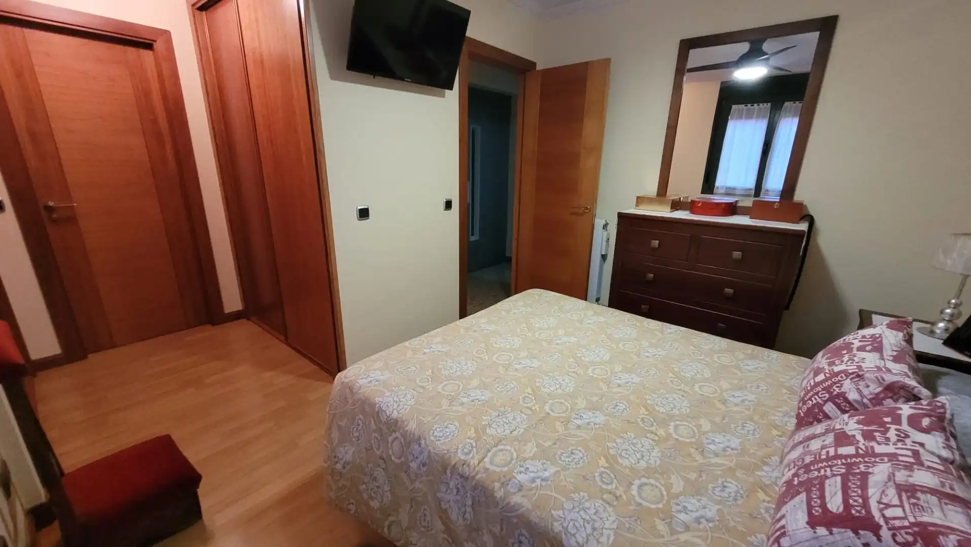 Dormitori de Casa adosada en venda en Garrido