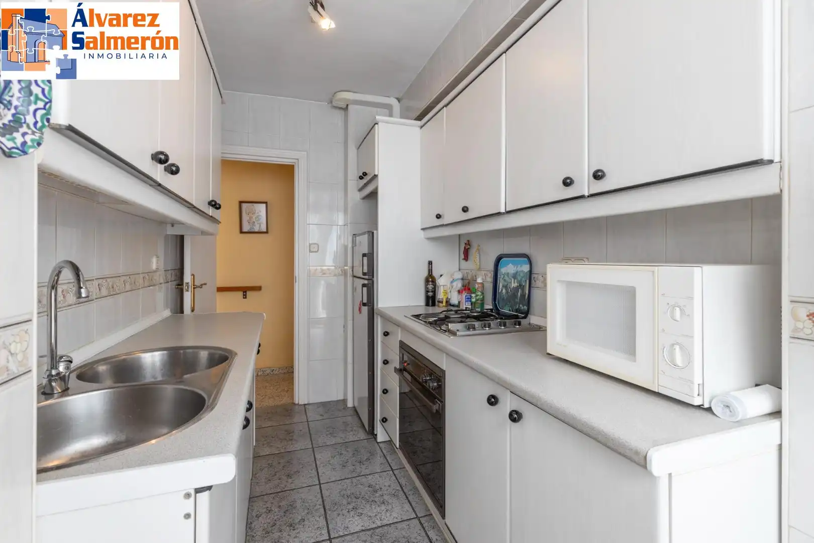 Kitchen of Flat for sale in Genil