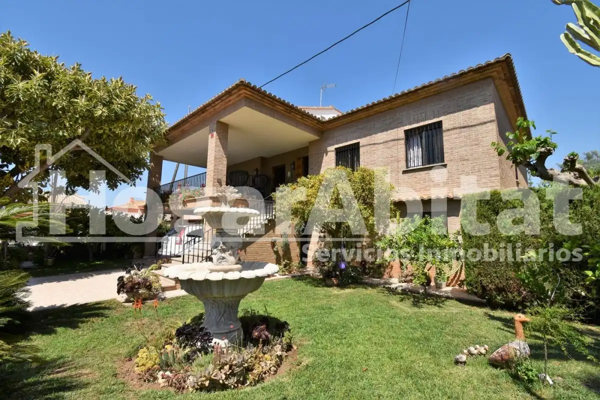Jardí de Casa o xalet en venda en Burriana / Borriana amb Calefacció, Jardí privat i Terrassa