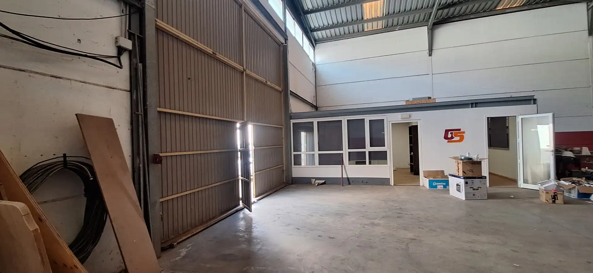 Industrial building to rent in Calle Polígono Oliveral 12, imagen 4