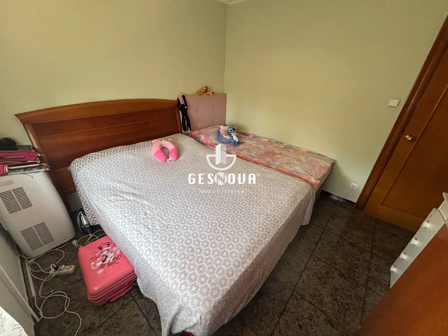 Bedroom of Flat for sale in Sant Feliu de Llobregat  with Air Conditioner and Balcony