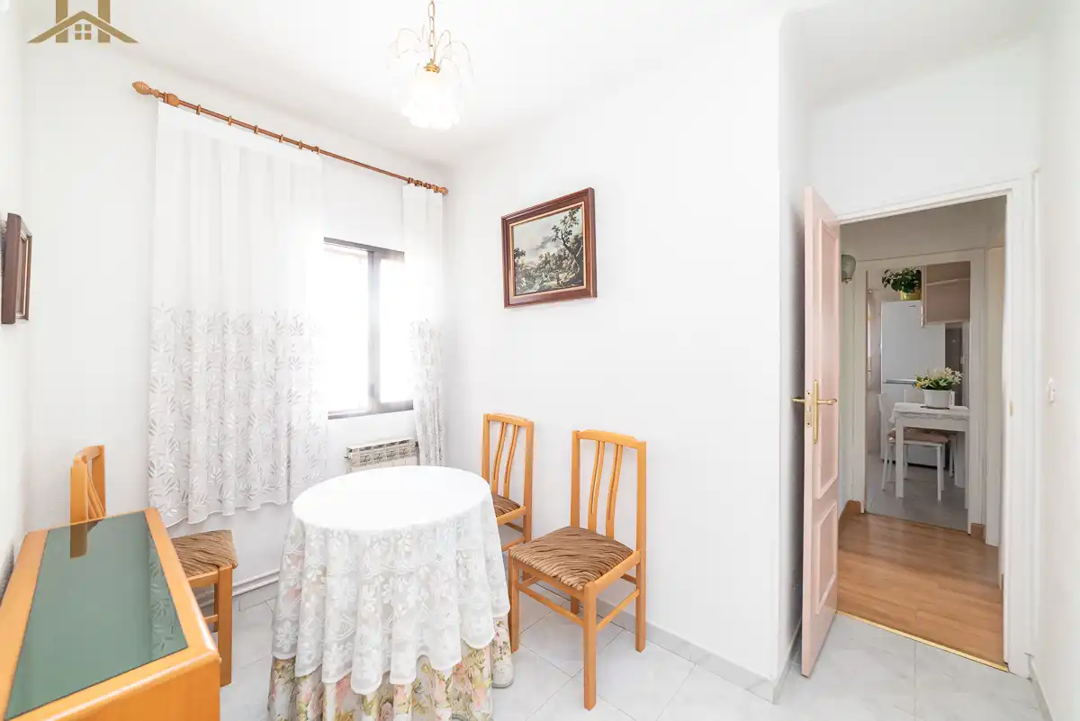 Comedor de Casa o chalet en venta en Pozuelo de Alarcón con Aire acondicionado, Calefacción y Jardín privado