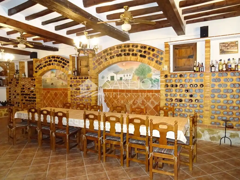Villa mit Garten zum Verkauf in Aspe Centro, imagen 3
