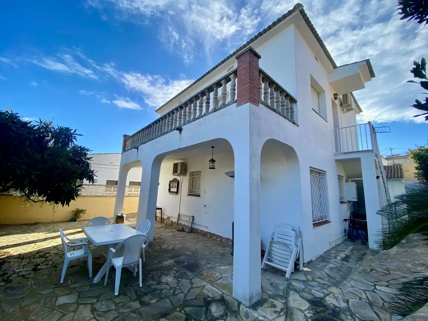 Vista exterior de Casa o chalet en venta en Torredembarra con Aire acondicionado, Calefacción y Jardín privado