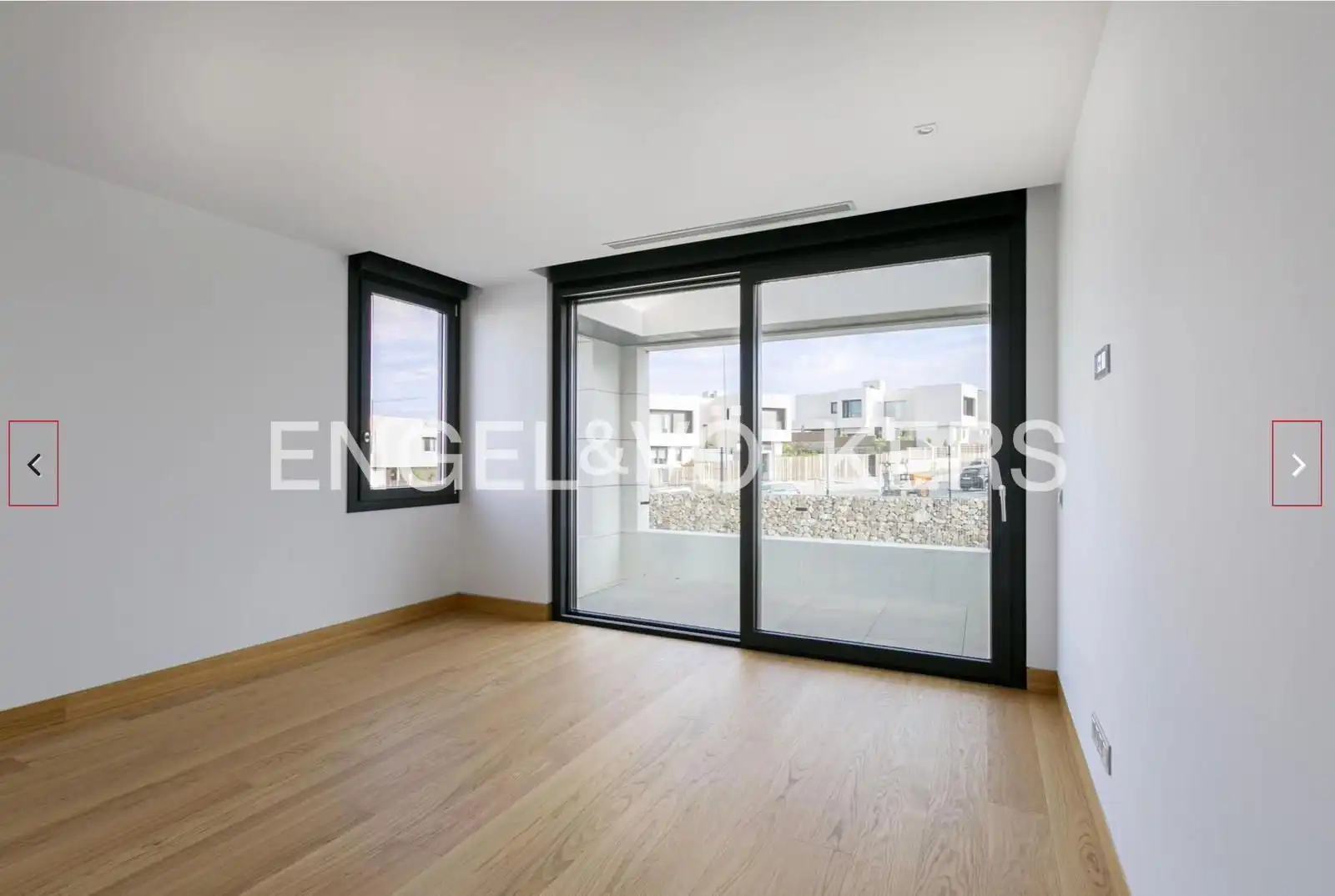 Vista exterior de Casa o chalet de alquiler en Majadahonda con Aire acondicionado, Calefacción y Jardín privado