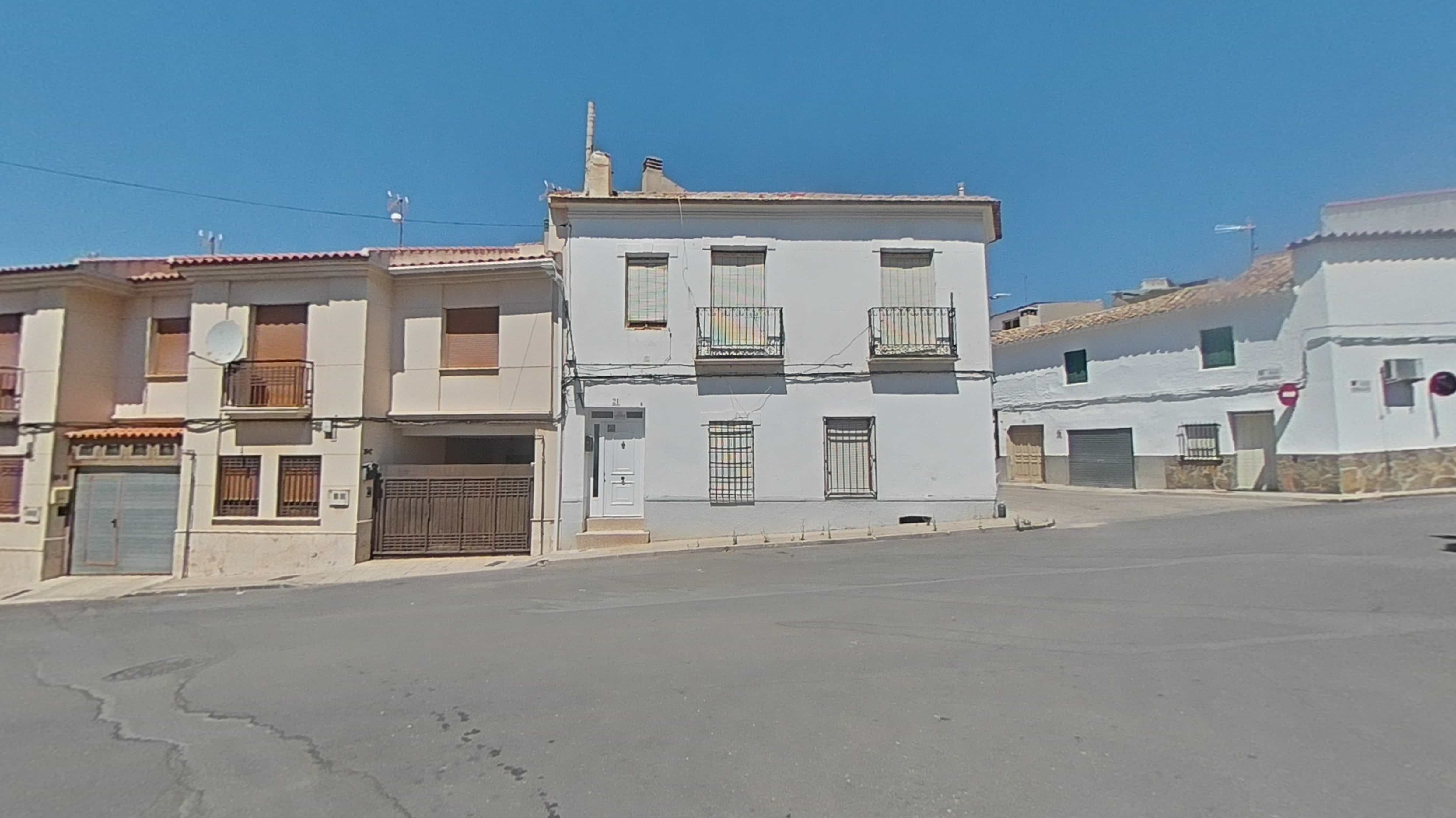 Exterior view of House or chalet for sale in Campo de Criptana  with Storage room and Balcony