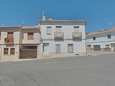 Casa amb balcó en venda a Guindalera