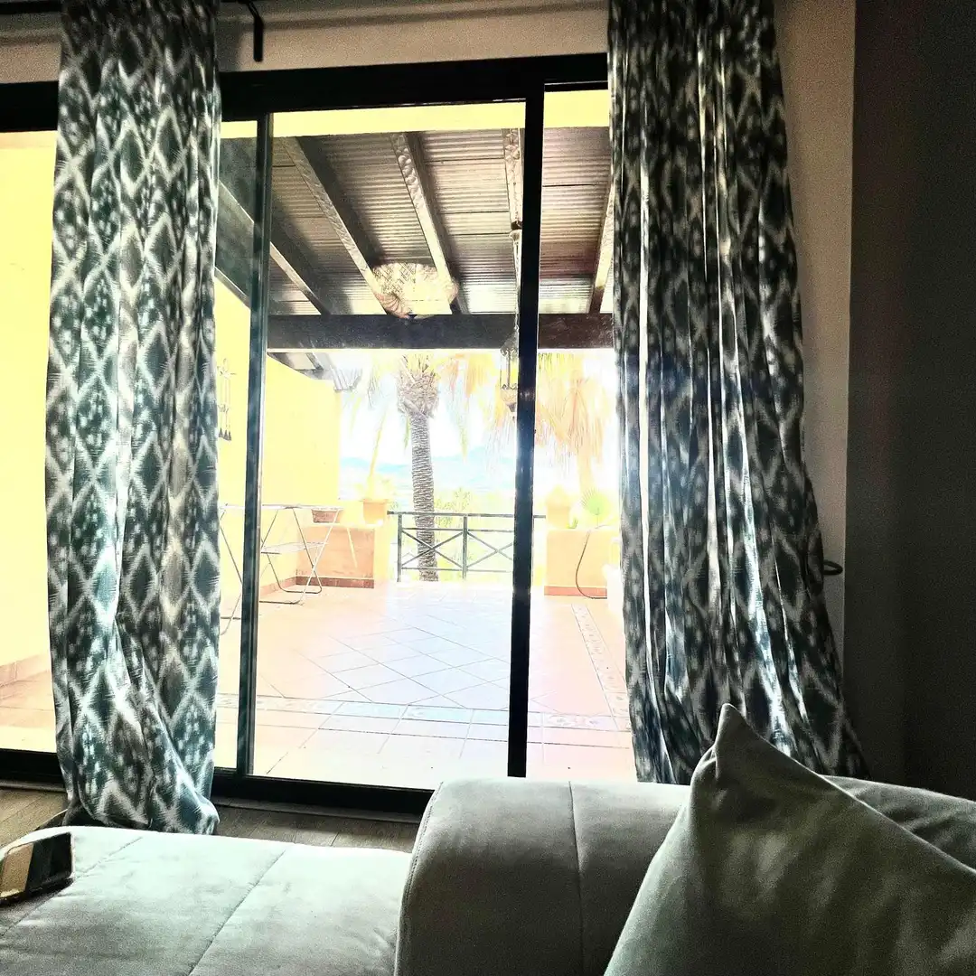 Terrasse von Dachboden zur Miete in Estepona mit Klimaanlage, Terrasse und Schwimmbad
