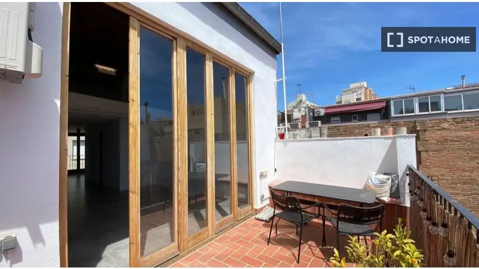Flat for rent in Centre