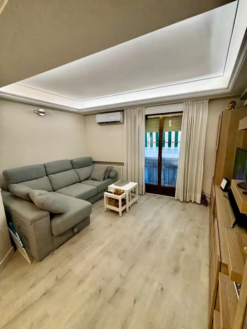 Wohnzimmer von Maisonette zum Verkauf in Pinto mit Klimaanlage, Heizung und Parkett