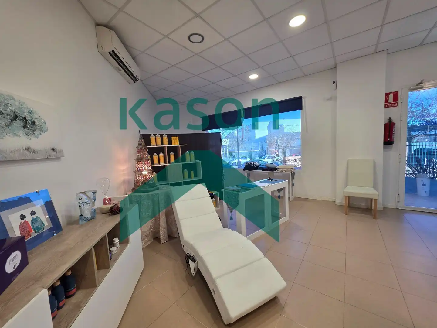 Premises for rent in  Madrid Capital  with Air Conditioner