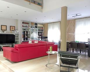 Living room of Single-family semi-detached for sale in  Jaén Capital  with Terrace and Balcony