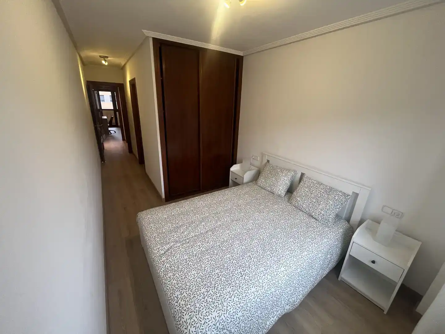 Schlafzimmer von Wohnung zur Miete in Vallobín - La Florida