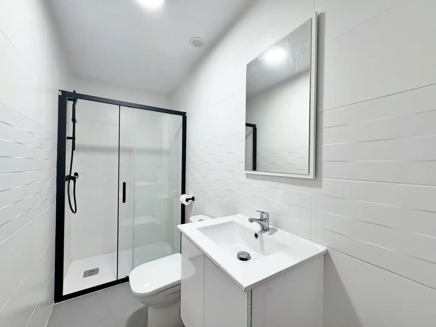 Bathroom of Ground floor for sale in Alicante / Alacant