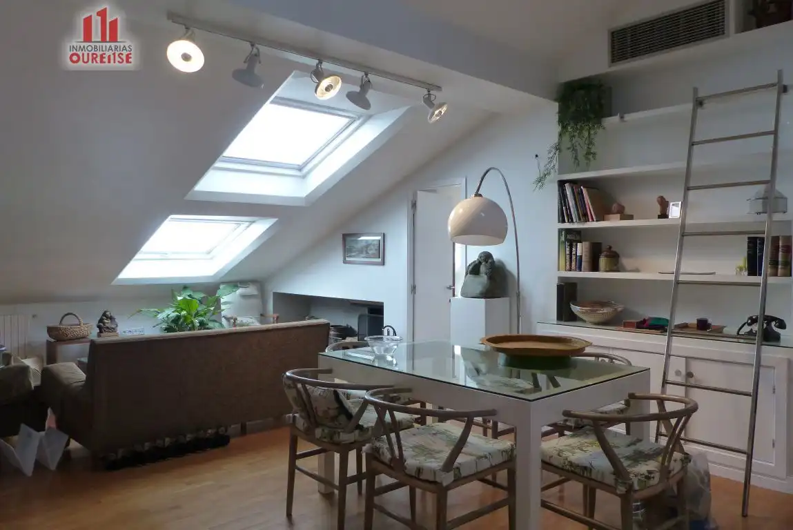 Dining room of Flat for sale in Ourense Capital   with Air Conditioner, Storage room and Furnished