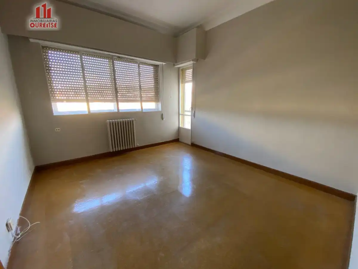 Habitación de Oficina de alquiler en Centro