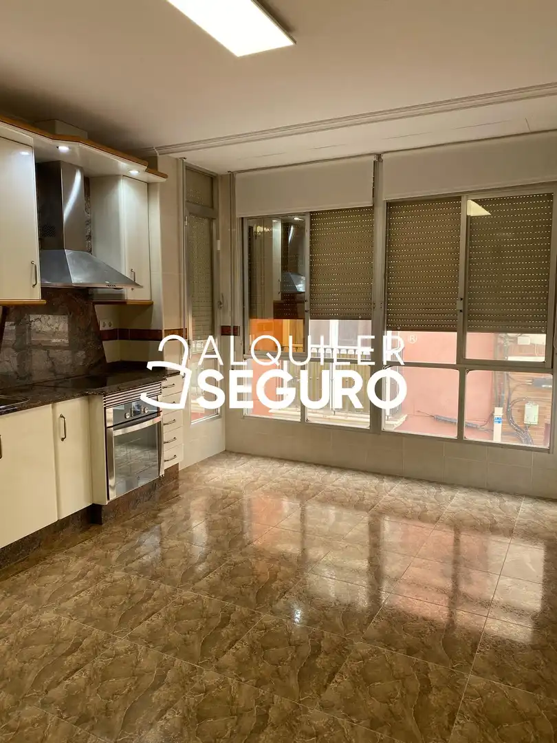 Vista exterior de Piso de alquiler en Cartagena con Aire acondicionado