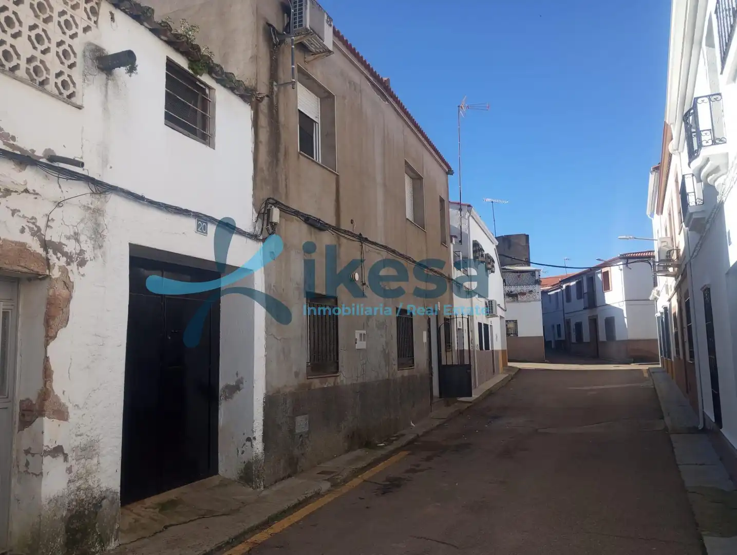 Vista exterior de Casa adosada en venda en Talarrubias