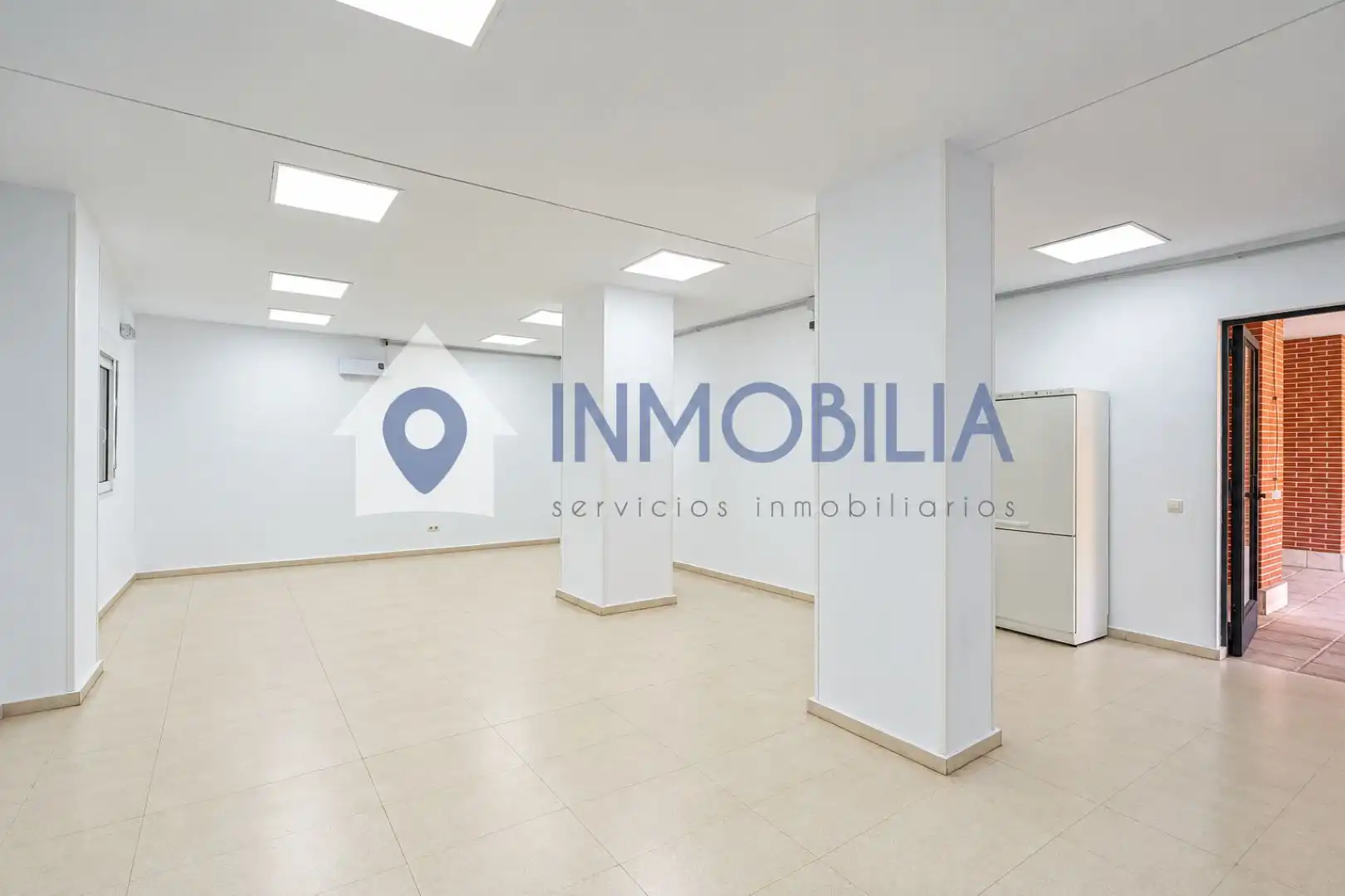 Flat for sale in Madrid  with Air Conditioner, Heating and Storage room