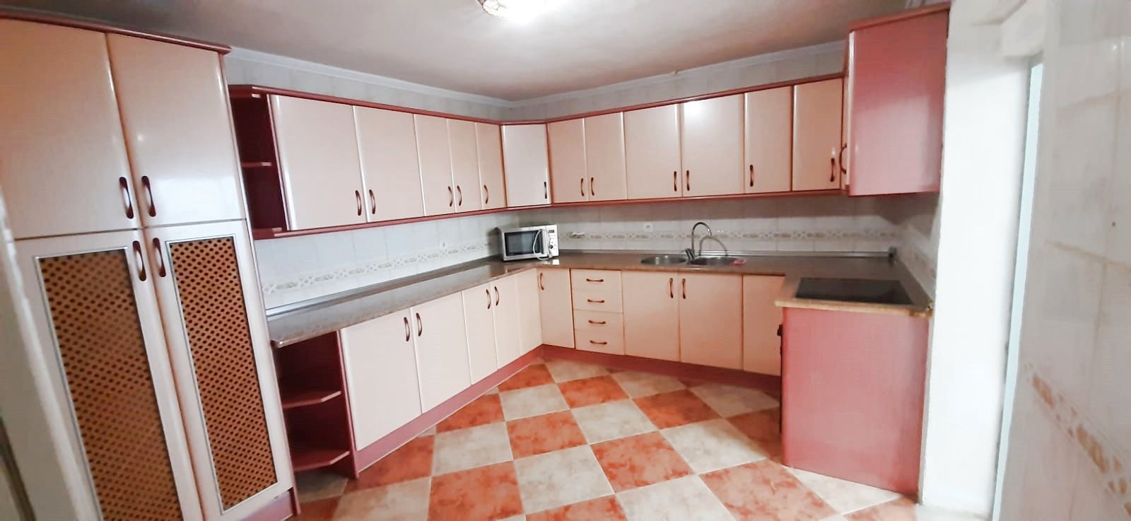 Kitchen of Apartment to rent in Málaga Capital  with Furnished, Washing machine and Microwave