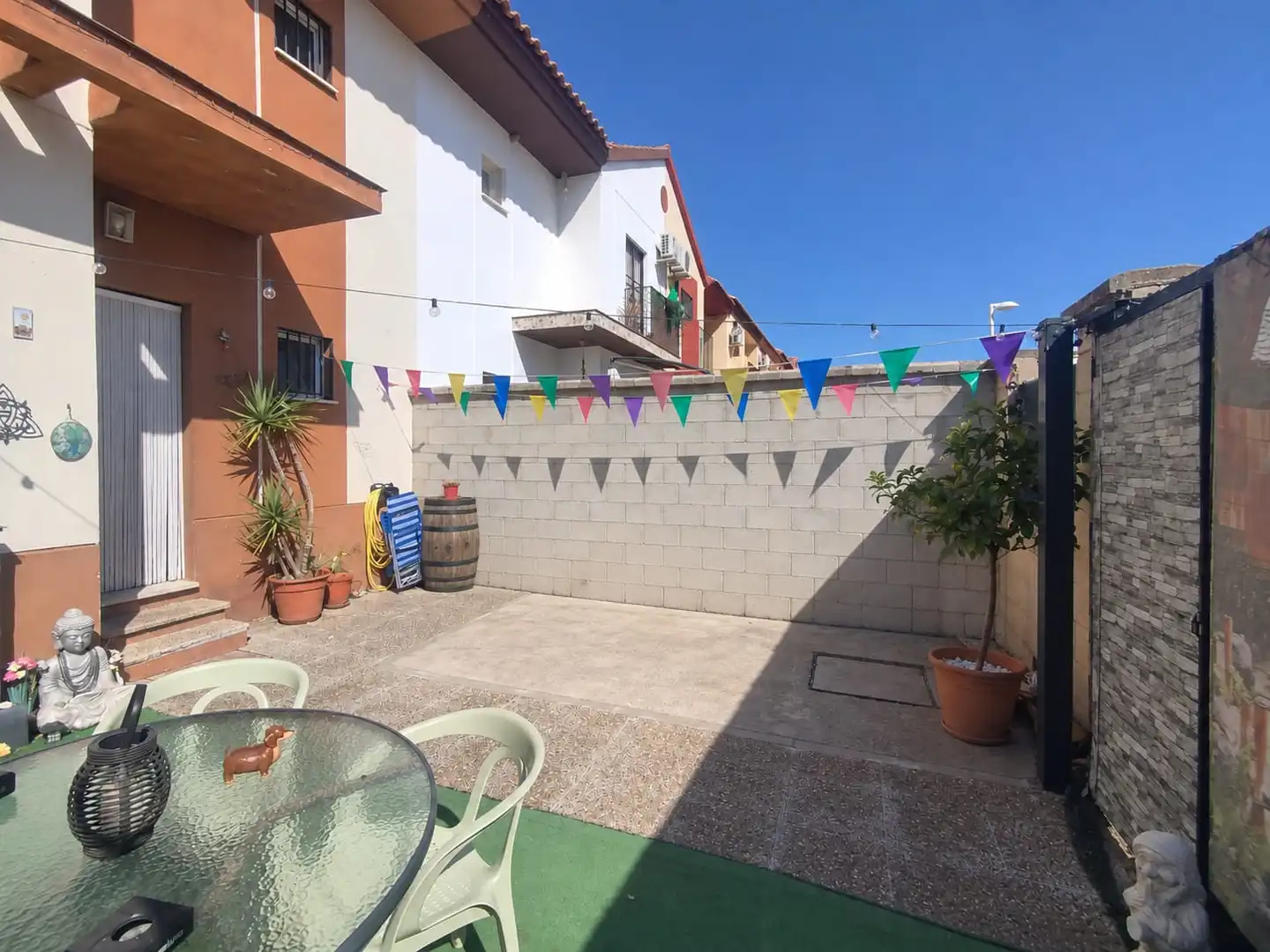Adossat amb terrassa en venda a Bollullos de la Mitación, imagen 2