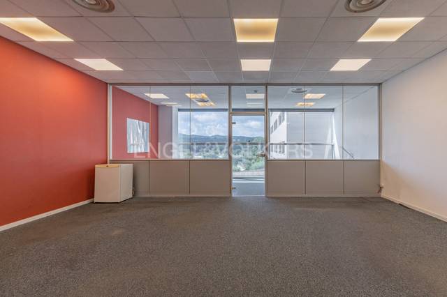 Oficina en Alquiler en L'Eixample