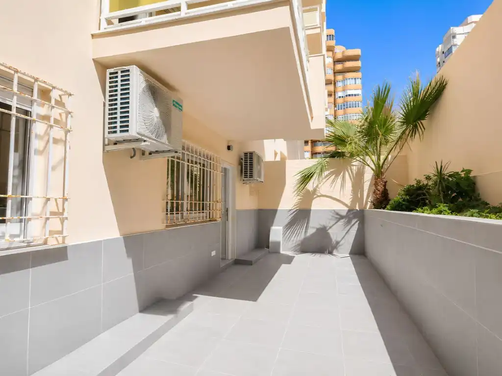 Terrace of Flat for sale in Fuengirola  with Air Conditioner, Terrace and Swimming Pool