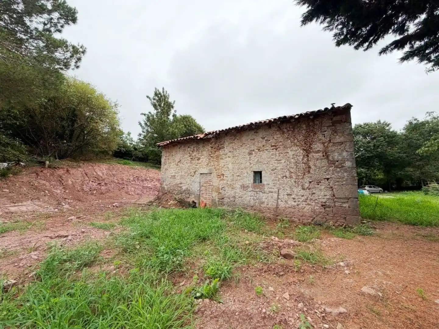 Casa o xalet en venda en Torrelavega  amb Calefacció, Jardí privat i Traster