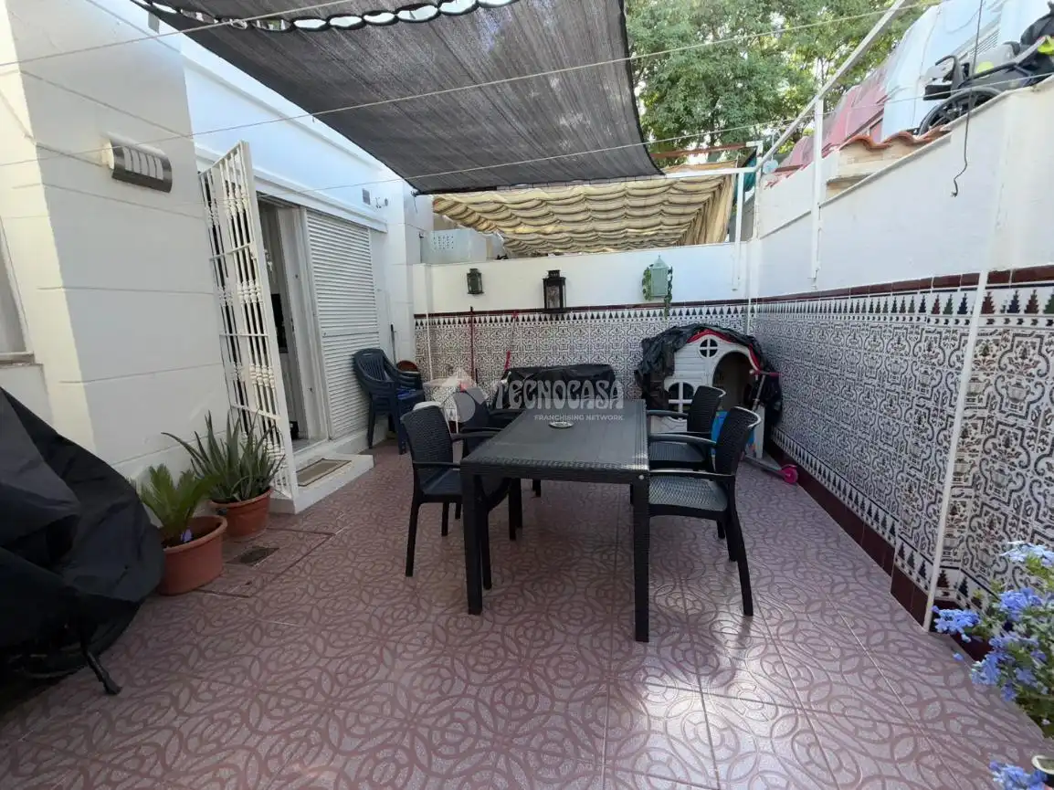 Terraza de Casa adosada en venta en Sevilla