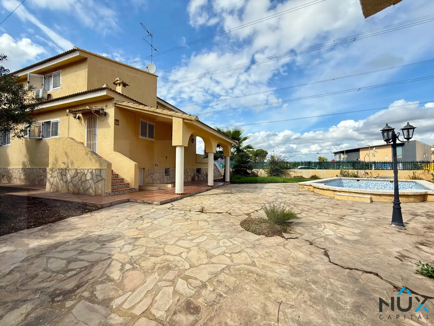 Chalet con piscina en venta en Entrepinos, imagen 10