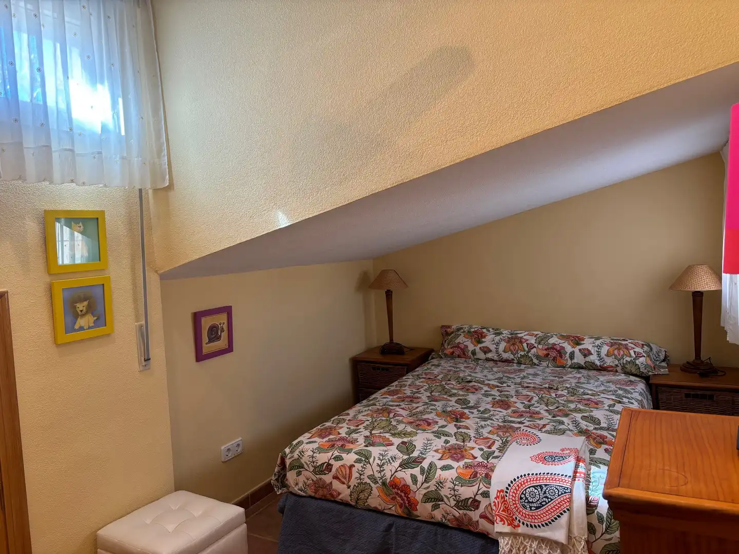 Schlafzimmer von Erdgeschoss zum Verkauf in La Manga del Mar Menor mit Klimaanlage, Privatgarten und Schwimmbad