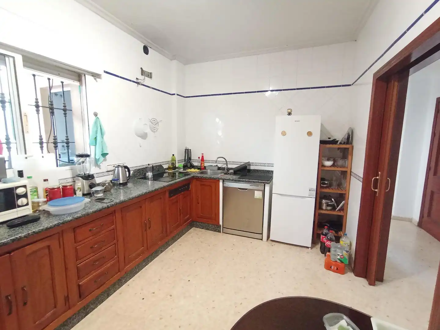 Cuina de Casa o xalet en venda en Dos Hermanas amb Aire condicionat, Terrassa i Traster