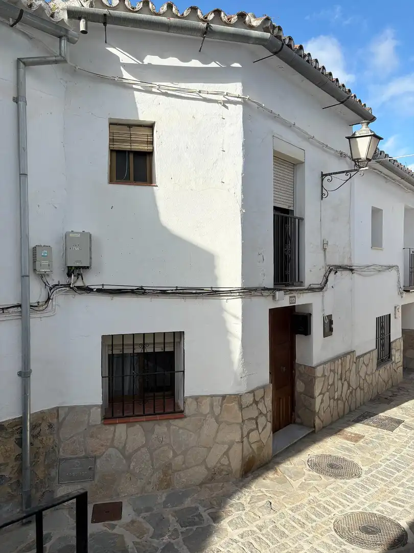 Exterior view of Country homes for sale in Yunquera  with Terrace, Furnished and Balcony