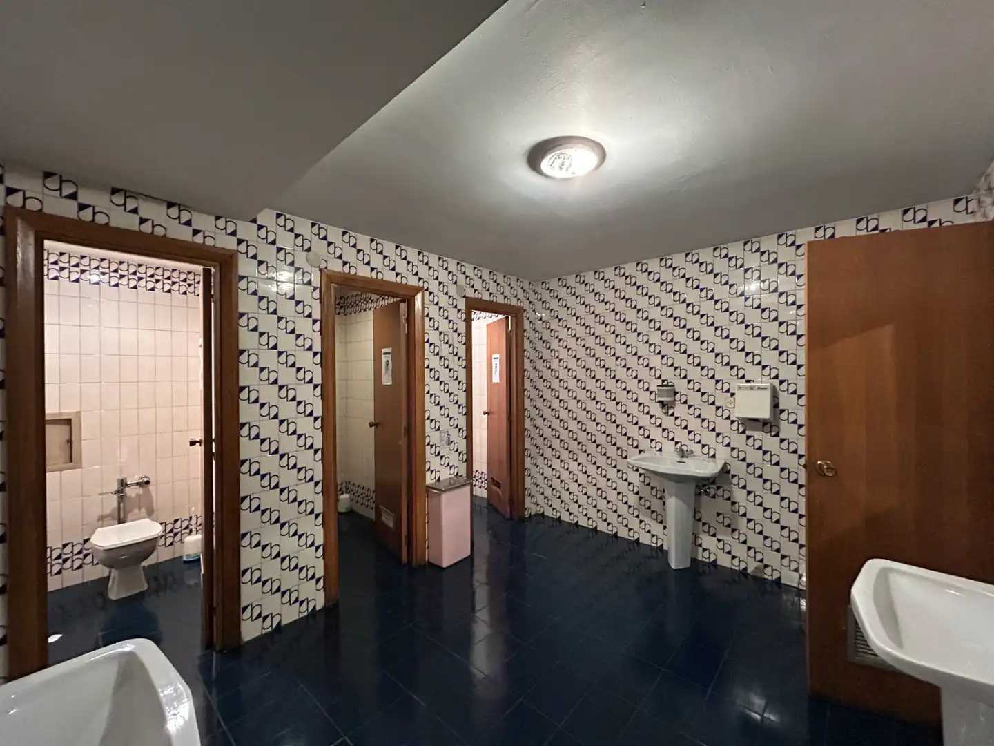 Badezimmer von Büro zur Miete in Vitoria - Gasteiz mit Heizung und Internet