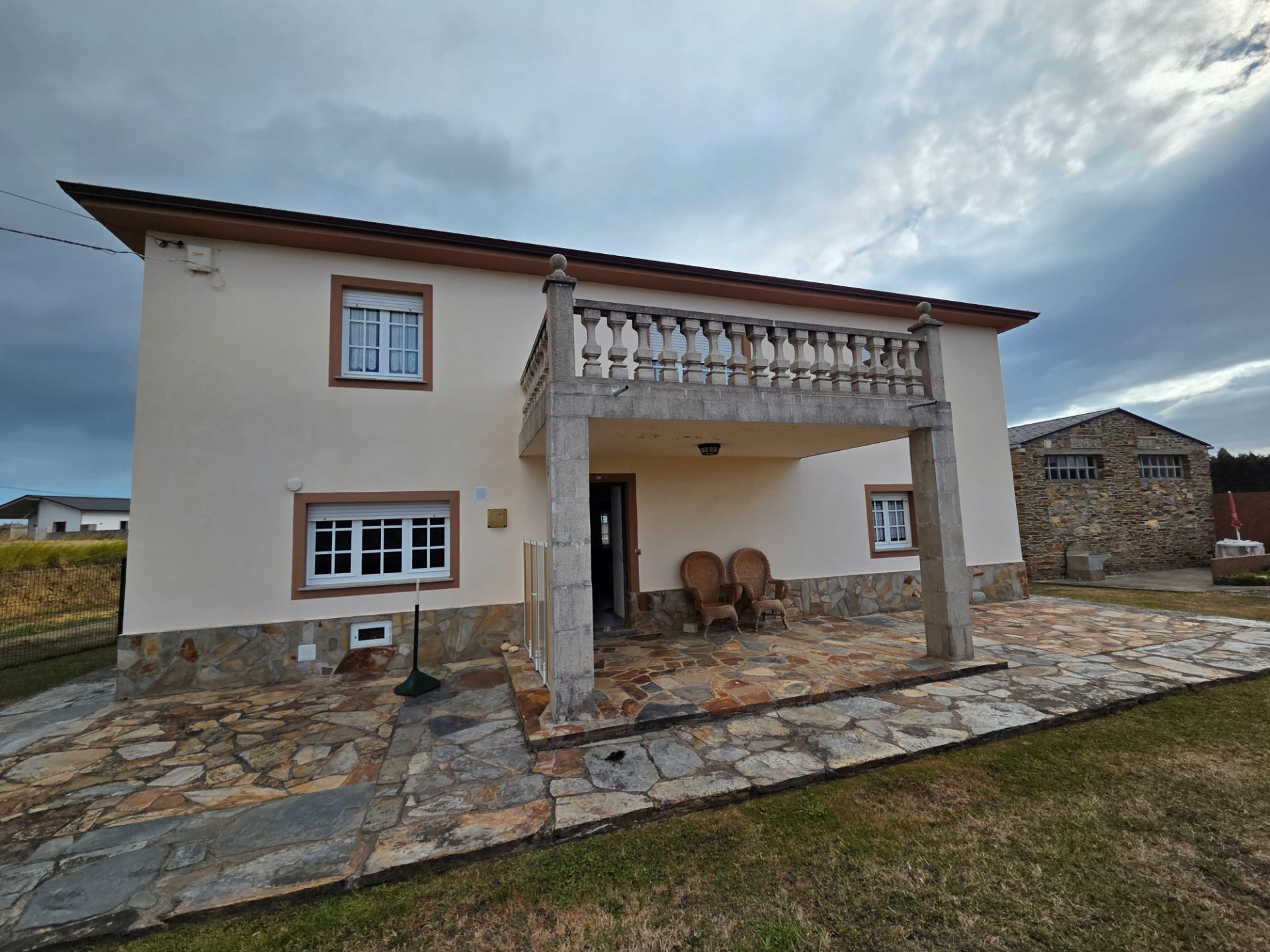 Vista exterior de Casa o xalet de lloguer en Barreiros amb Jardí privat, Moblat i Forn