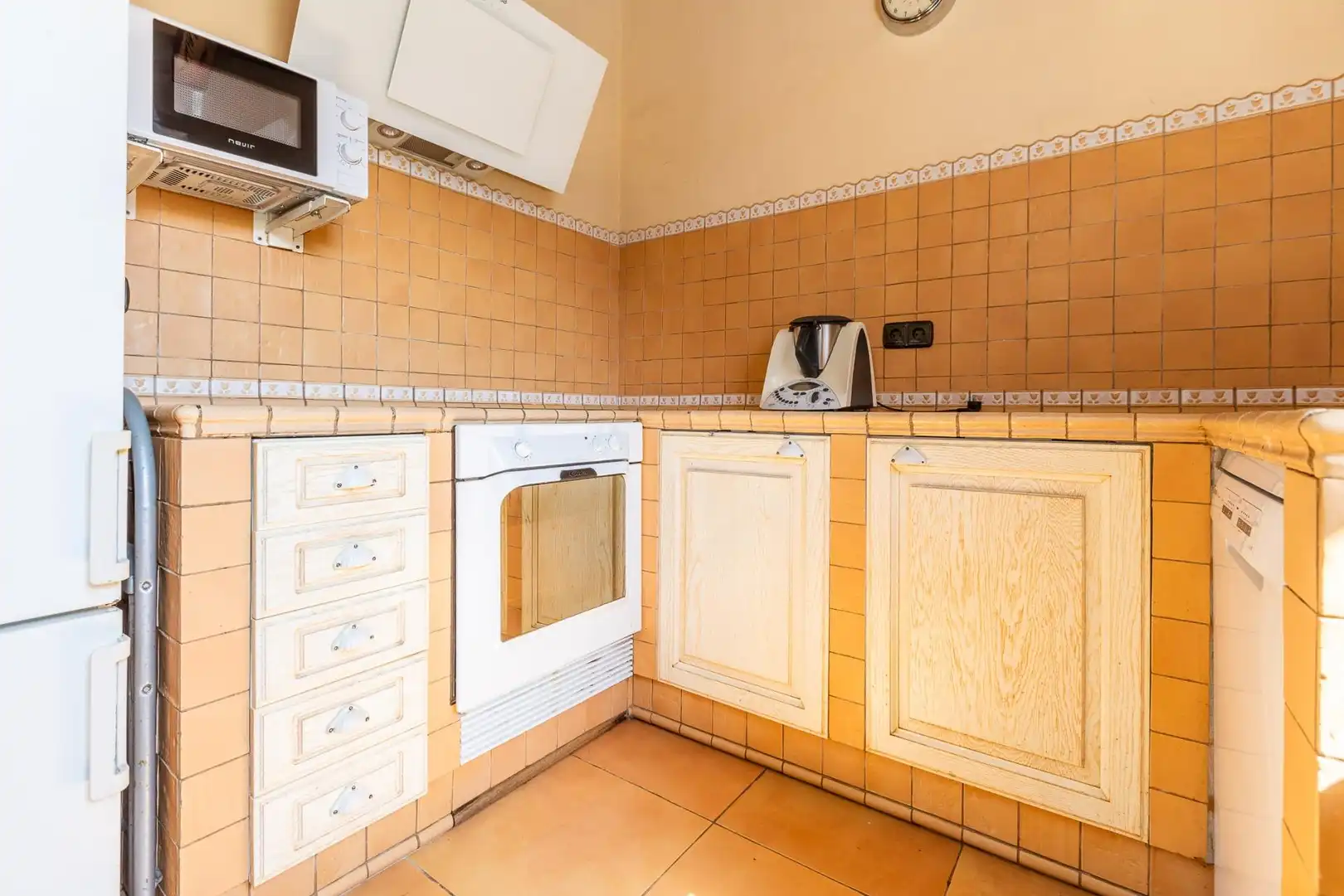 Cocina de Casa o chalet en venta en O Pino  con Calefacción, Jardín privado y Terraza