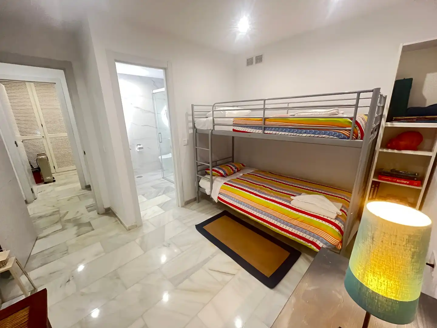 Flat for rent in Marbella  with Air Conditioner, Heating and Furnished