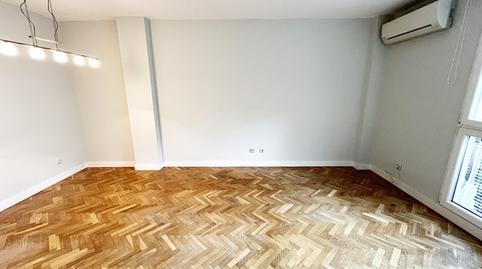 Photo 3 of Flat to rent in Calle José Álvarez de Toledo, Conde Orgaz - Piovera,  Madrid Capital