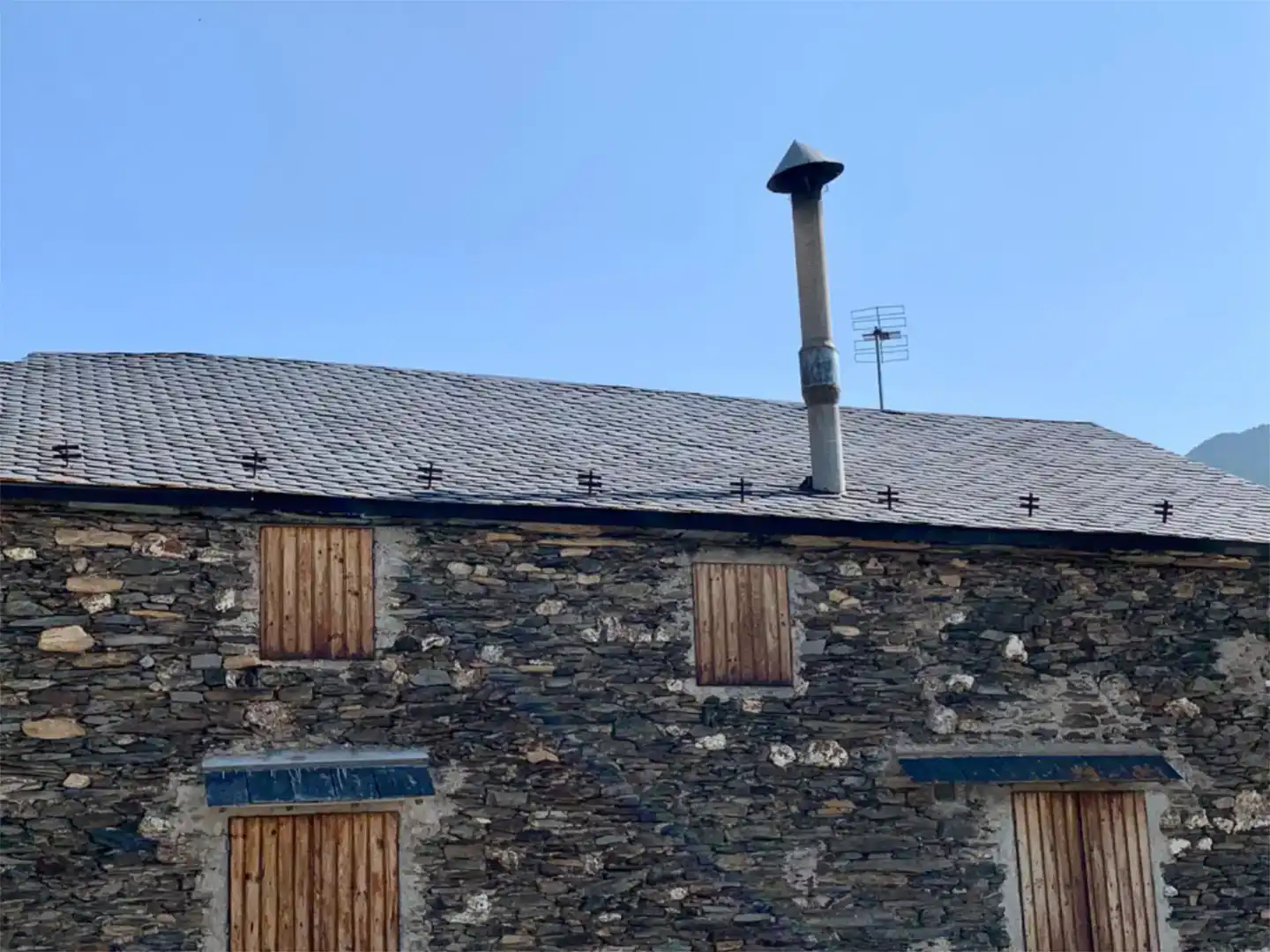Vista exterior de Finca rústica en venda en Farrera amb Moblat