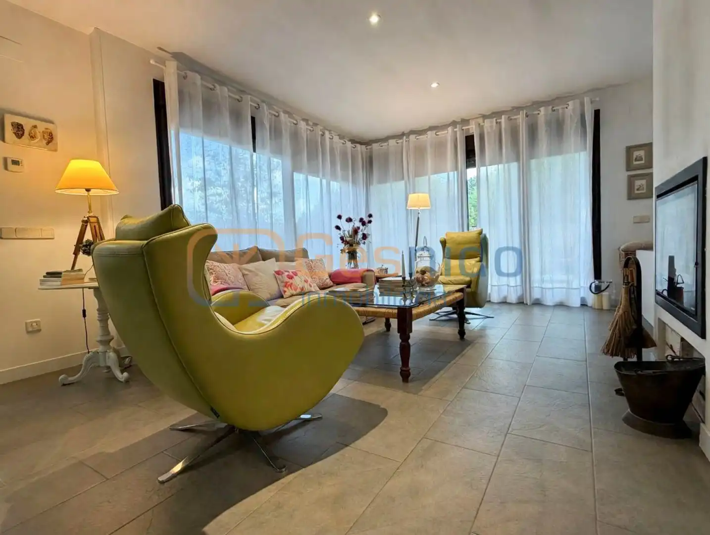 Sala d'estar de Casa o xalet en venda en Vegas de Matute amb Calefacció, Jardí privat i Terrassa