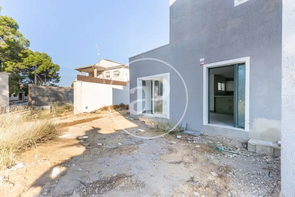 Casa aparellada amb terrassa en venda a Godelleta, imagen 37